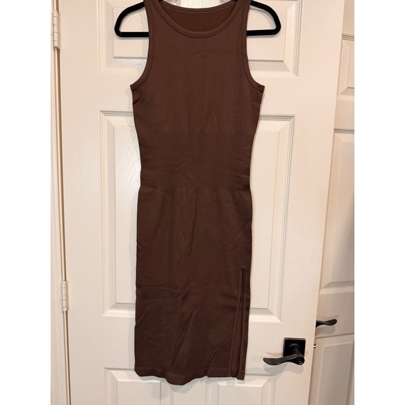 OQQ Dresses & Skirts - #B2 OQQ Ribbed Bodycon Dress Sz. Large Brown Sleeveless Midi PTP: 15" - 20"